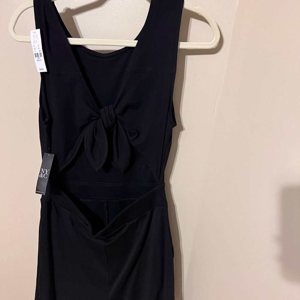 New York and company black romper dress with bow back size medium new with tags